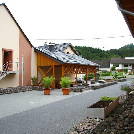 Bed and Breakfast Bistro Im Ring Quiddelbach Экстерьер фото